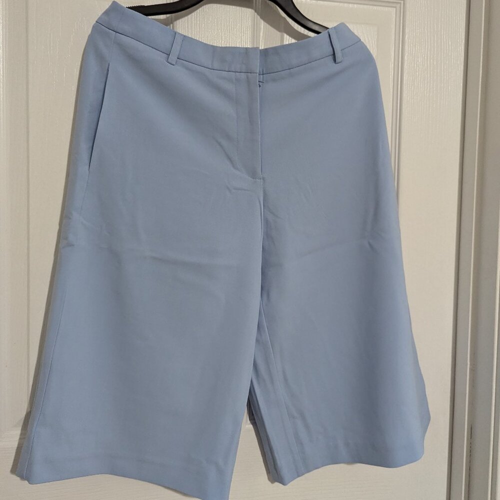 NWT Forever 21 Baby Blue Bermuda Midi Shorts With Pockets Sz XS